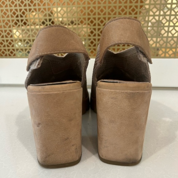 Eileen Fisher Cue Slingback Open-Toe Pumps size 5.5! - Picture 7 of 9